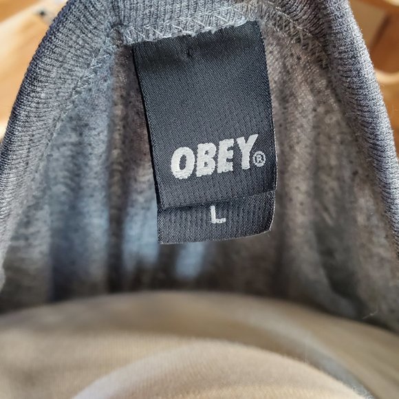 Obey - Burning Oil Fields tee (L) - Picture 3 of 3